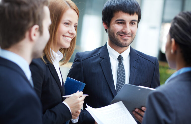 Why Businesses Choose the Best Recruitment Firms for Critical Hiring Roles